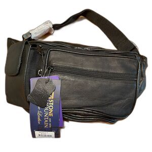 NEW Stone Mountain Black Leather Multi-Pocket Belt Waist Bag Fanny Pack $59.99